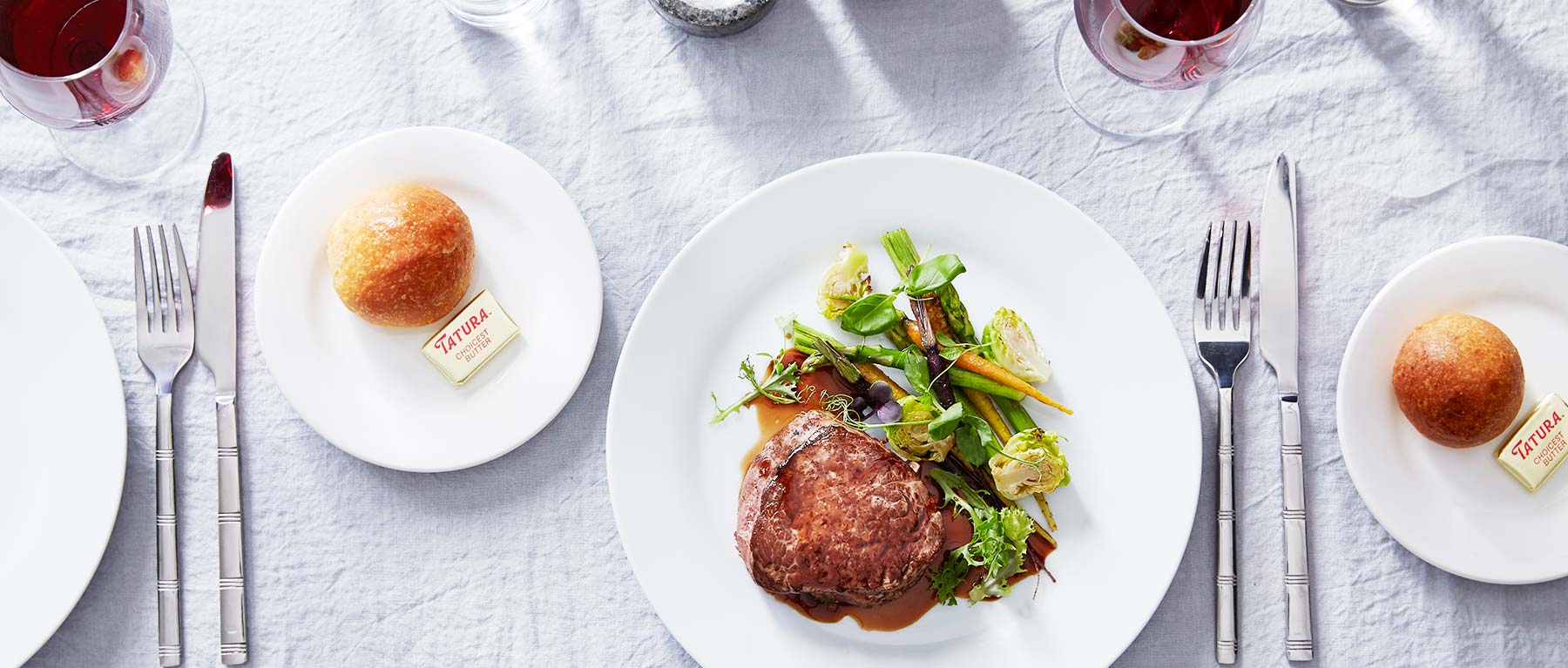 https://eventsfabulouscatering.dtcorp.com.au/wp-content/uploads/2016/09/sitdown.jpg